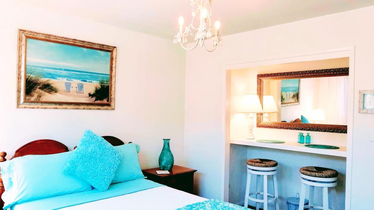 Tropical Retreat Close To Beach グローバー・ビーチ エクステリア 写真